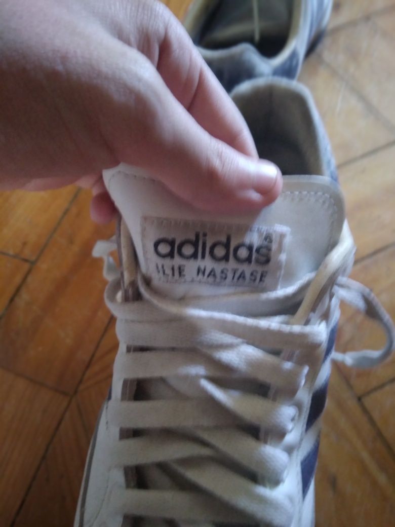 Sapato Adidas Bom estado