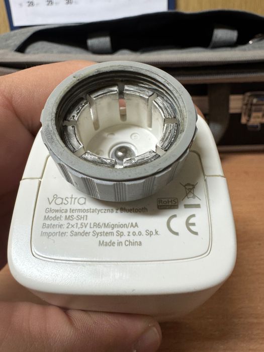 Głowica termostatyczna z Bluetooth