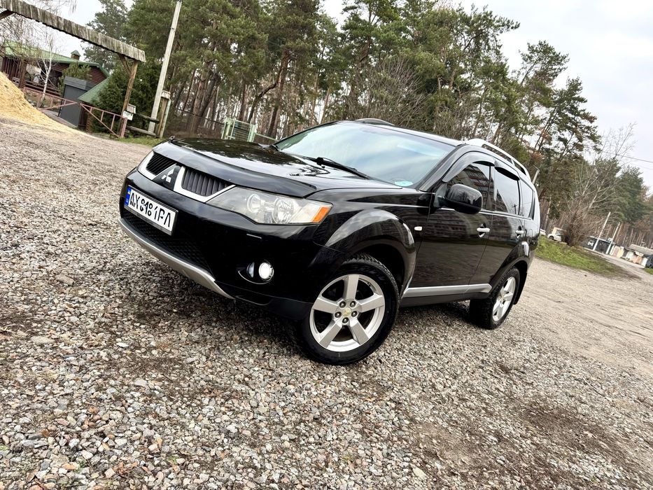 Продам Mitsubishi Outlander XL