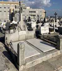 Jazigo - Cemitério do Bonfim