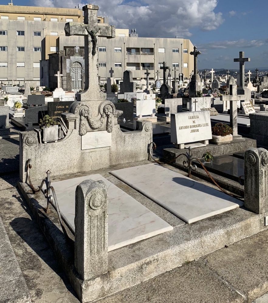 Jazigo - Cemitério do Bonfim
