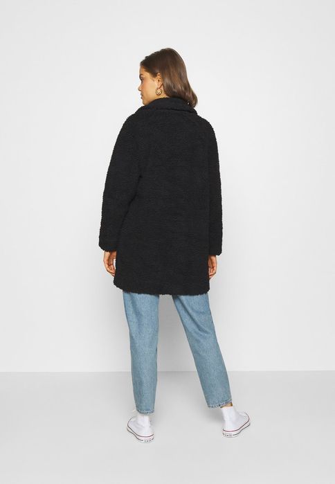 Płaszcz czarny tedi Only L