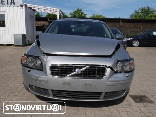 Volvo S40 do ano de 2005 para peças