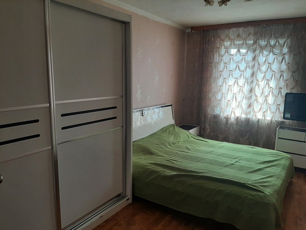 Здається 3-х кімнатна квартира,вул. Милославська 19А