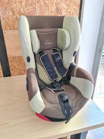 Cadeira de bebé, para automóvel