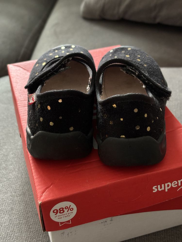 Kapcie Superfit r. 23