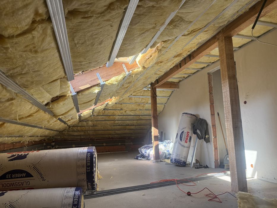 Kompleksowe usługi Remontowo-Wykończeniowe