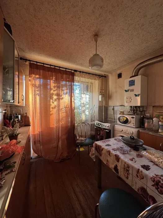 3-ох кімнатна квартира, ПРОДАЖ
