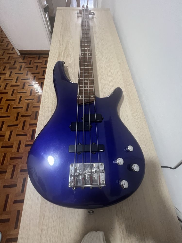 Ibanez SR300DX bass