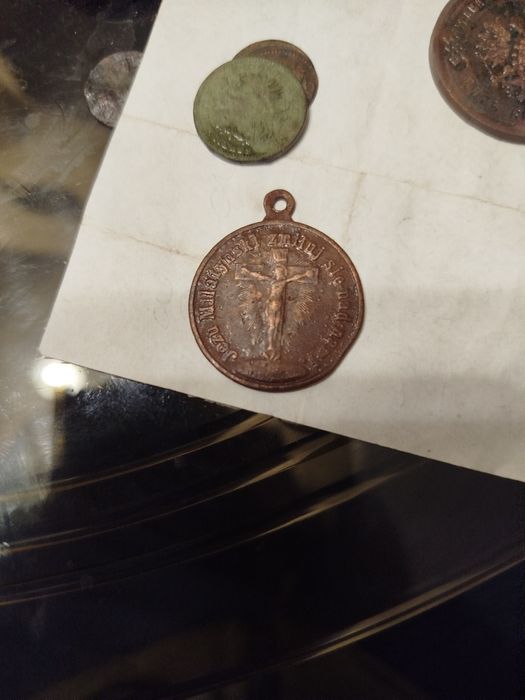 Продам медальйон польський