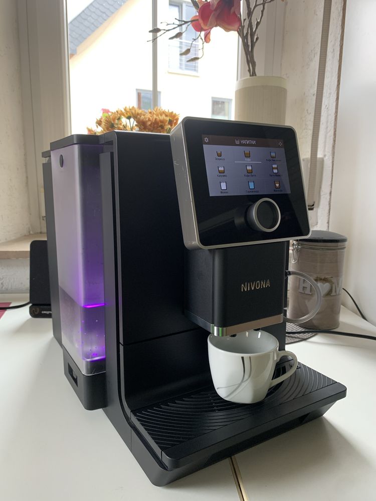 Продам кофемашину NIVONA Nicr 960 Black.