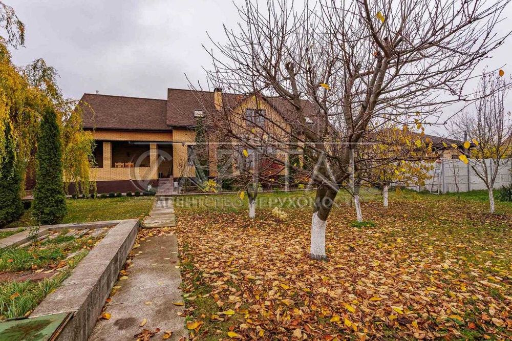 Шикарний будинок з ремонтом, каміном і гаражем у Борисполі 298 м, ГАЗ