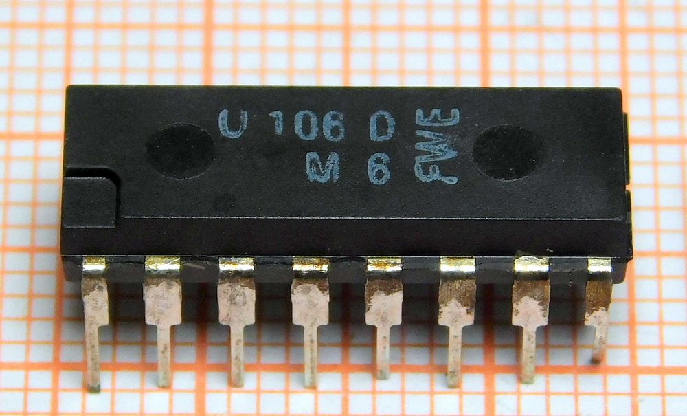 Układ U106D 4 x bramka AND 2-wejściowa [033]