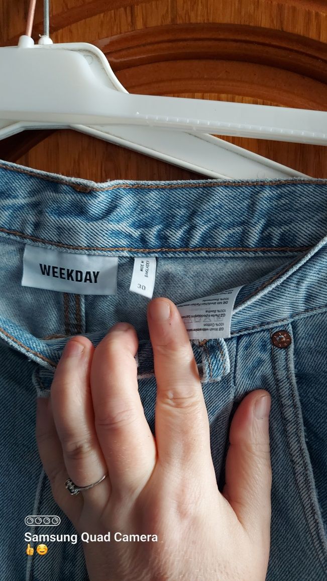 Spodnie jeansowe damskie 30.