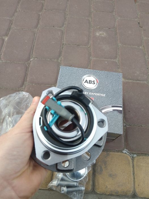 Ступиця перед підшипник Opel Astra H Zafira B Опель Астра Н Зафіра Б