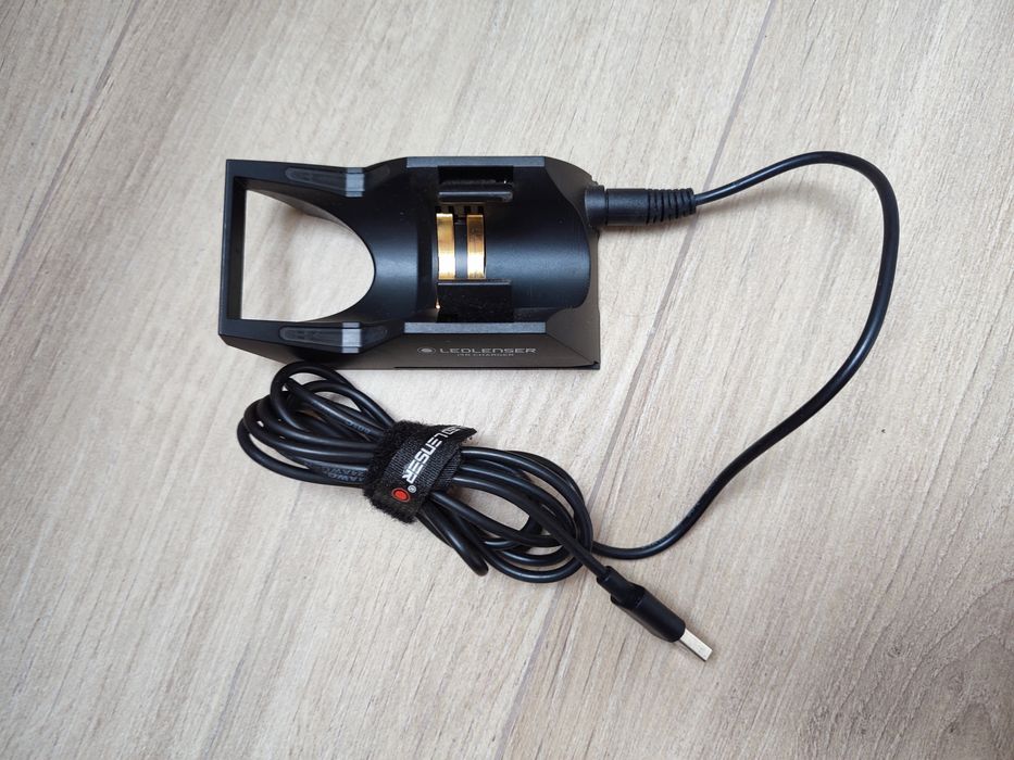 Latarka ledlenser ir9