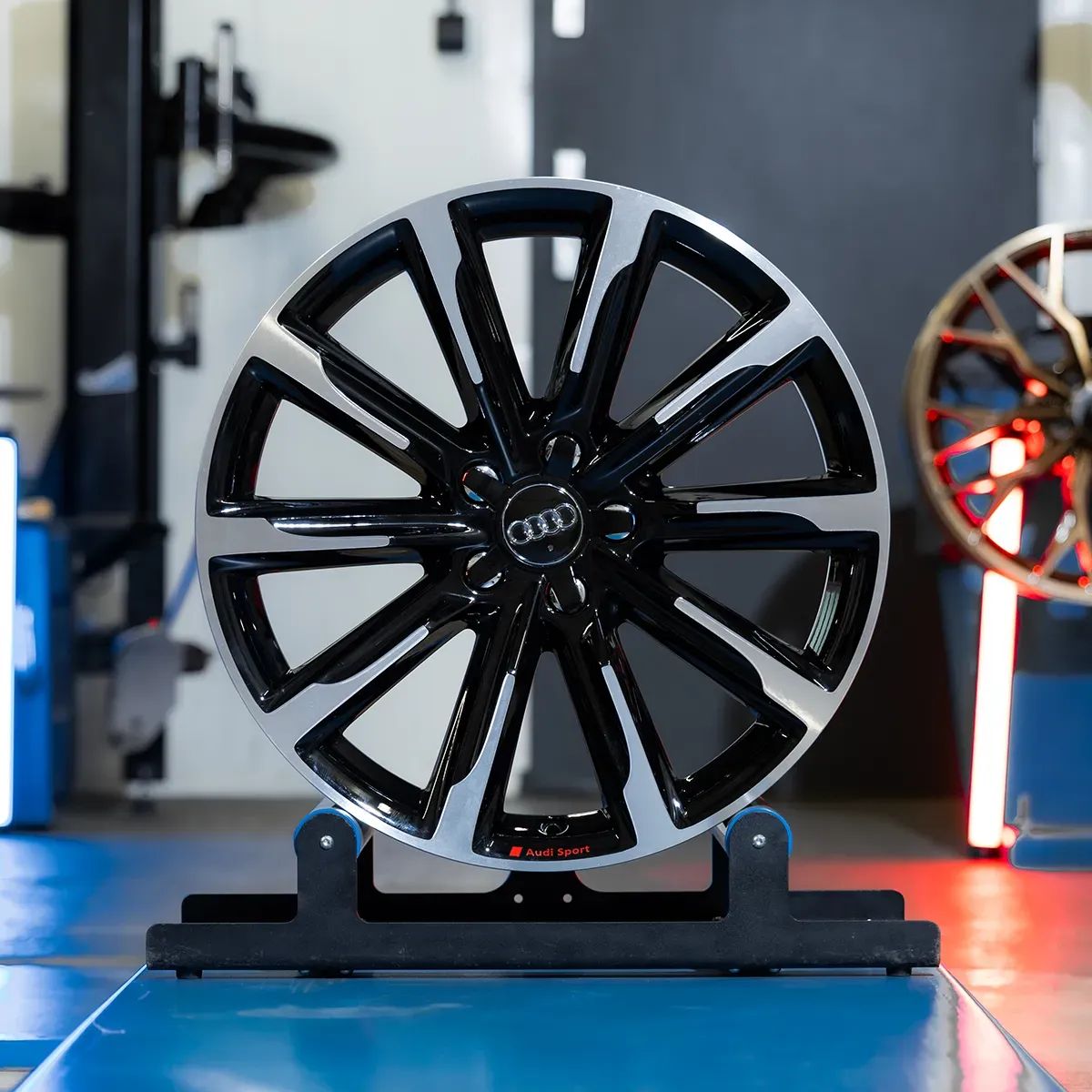 NOWE Oryginalne Felgi Audi 19 A5 A6 A7 A8 Q3 Q5 Q7
