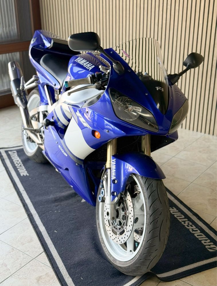 Yamaha R1 De 2002