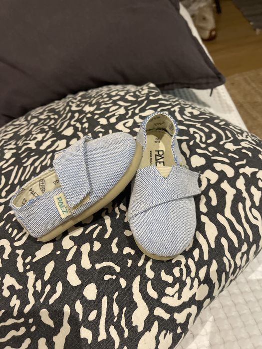 Vendo sapatilhas “paez” de criança em ótimo estado