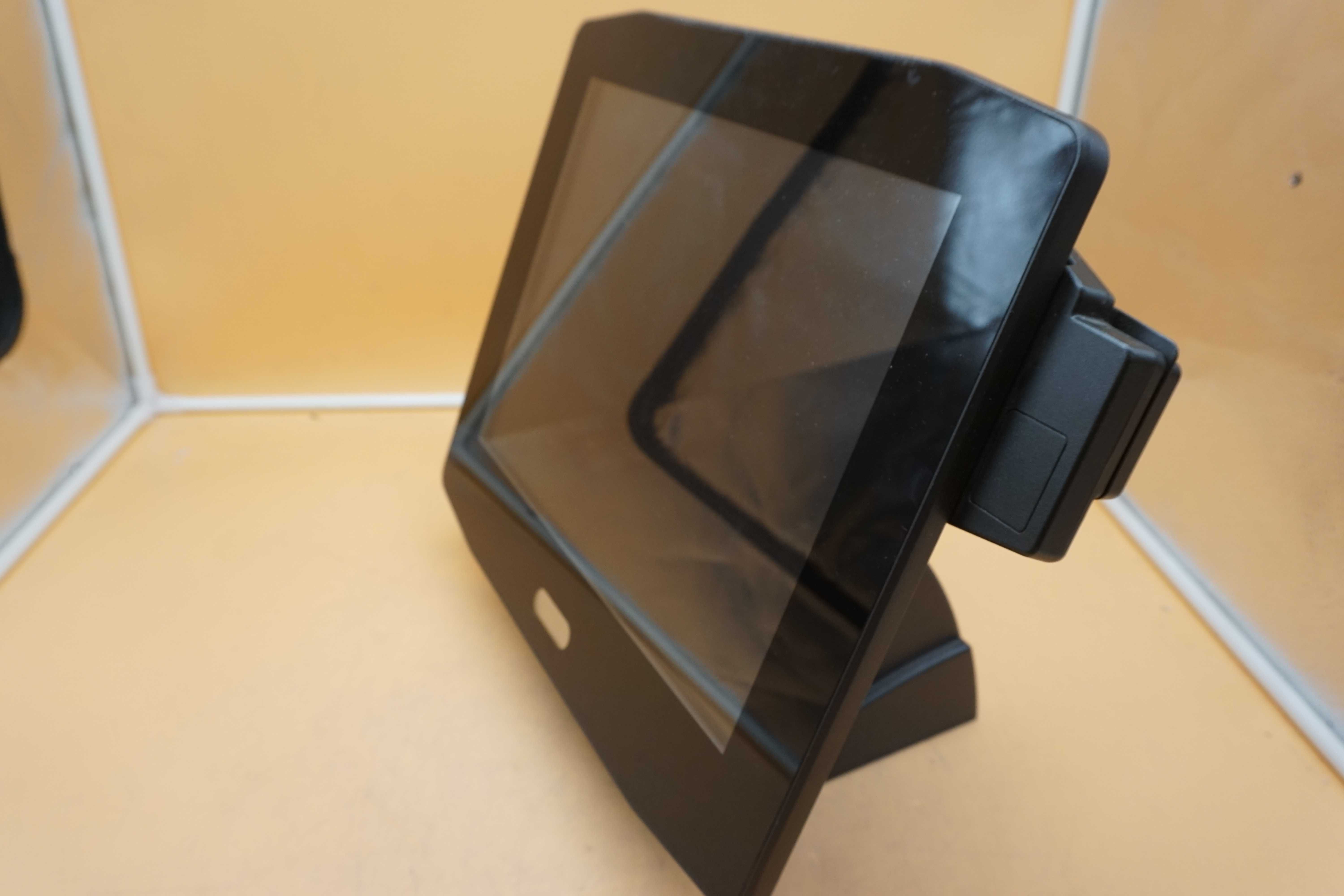 POS Windows 7 Intel Atom 4GB SSD, dotyk RS232