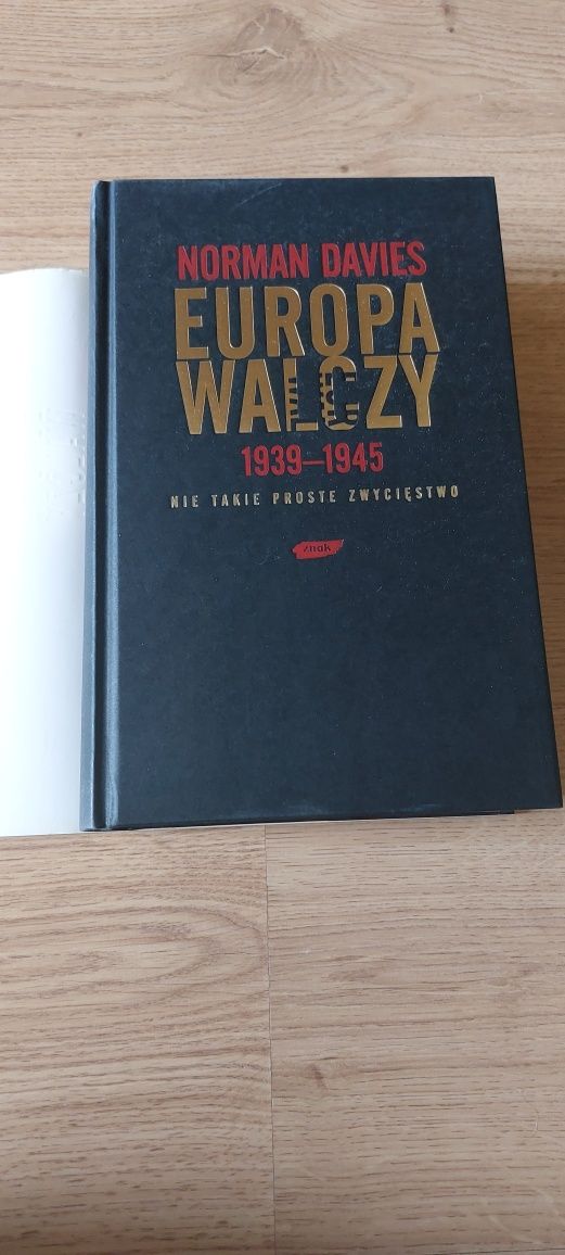 Norman Davies Europa Walczy