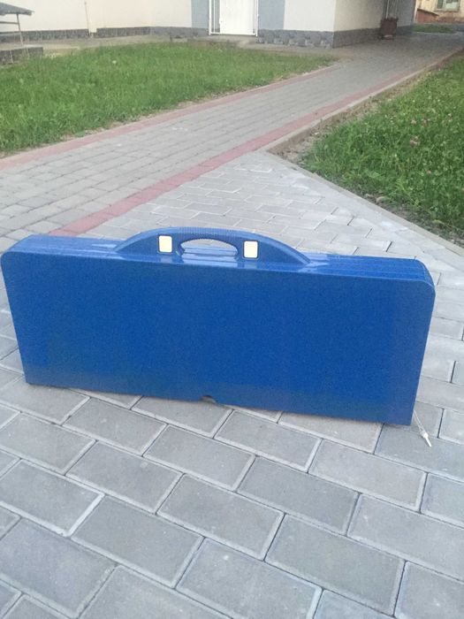Столик для кемпінгу не робочий(огород)