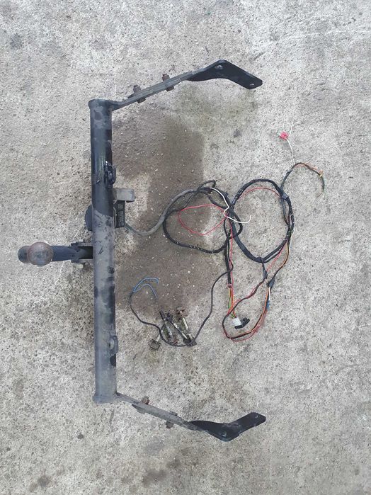 Hak do przyczepki Citroen Berlingo Partner 05 rok kpl wiąźka moduł