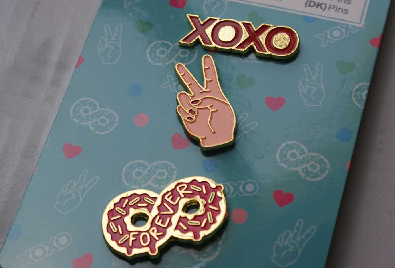 Przypinki xoxo peace donut forever design alternatvie kawaii