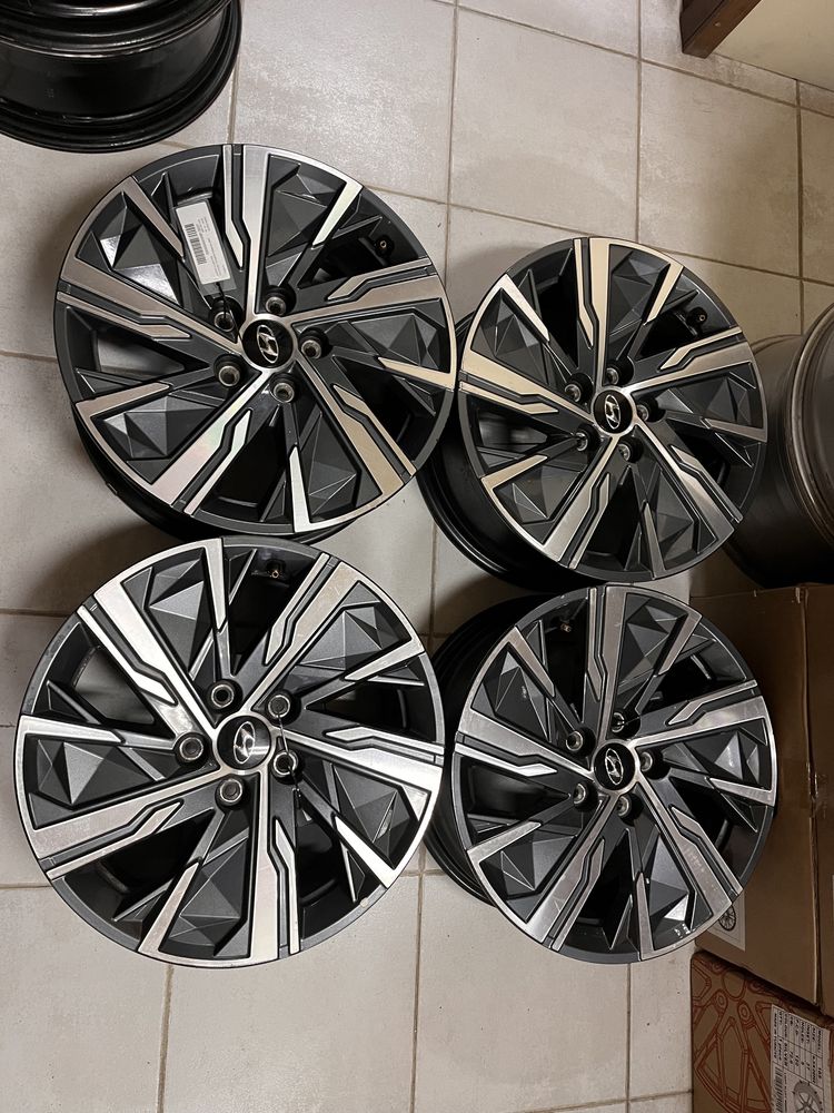 Jantes 17” 5x114.3 originais Hyundai Tucson Kauai Kona i30 mazda toyota honda mitsubishi