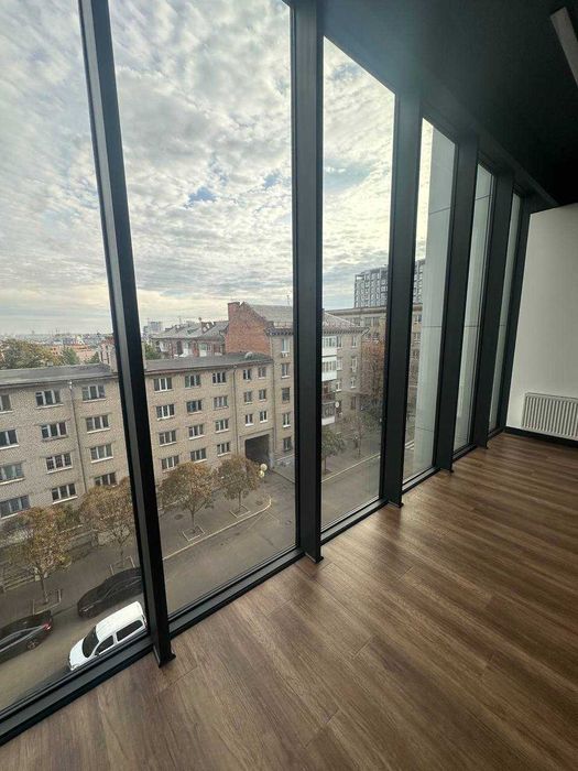 невеликі офіси в центрі міста, є з чого вибрати