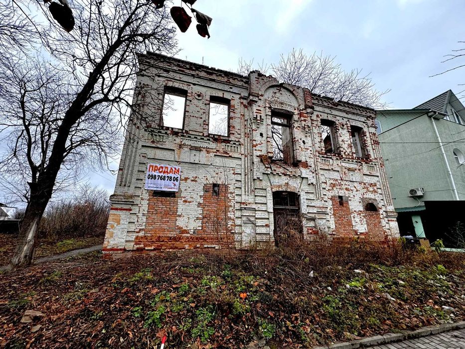 Продається земля комерційного призначення