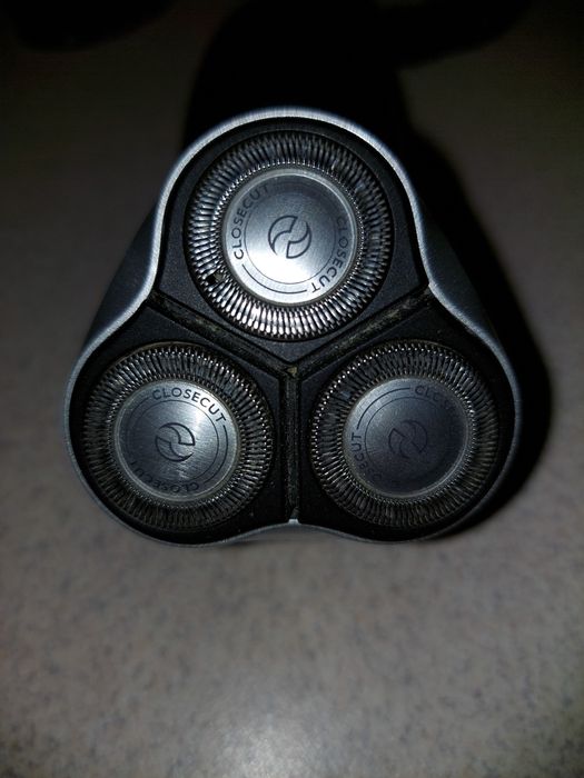 Golarka Philips HQ6927