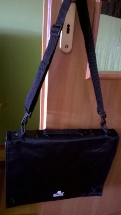 Torba na ramię i w rękę na laptopa do 15".