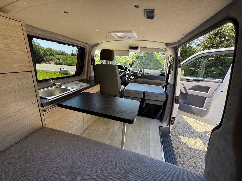 Wynajem Kampera Campervana VW California Nowa Zabudowa 2025 BusKamper