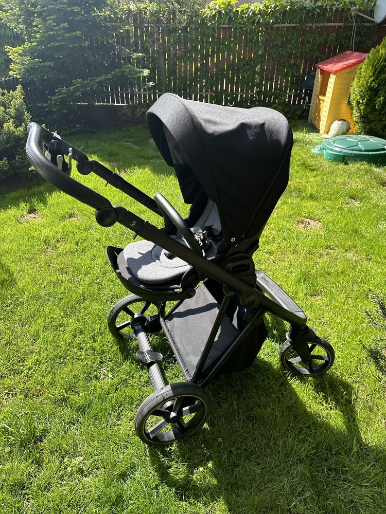 Wózek Roan Ivi + fotelik Britax Romer Baby-Safe Pro