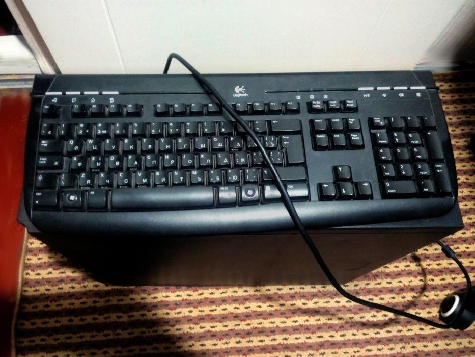 Продам системный блок с клавиатурой