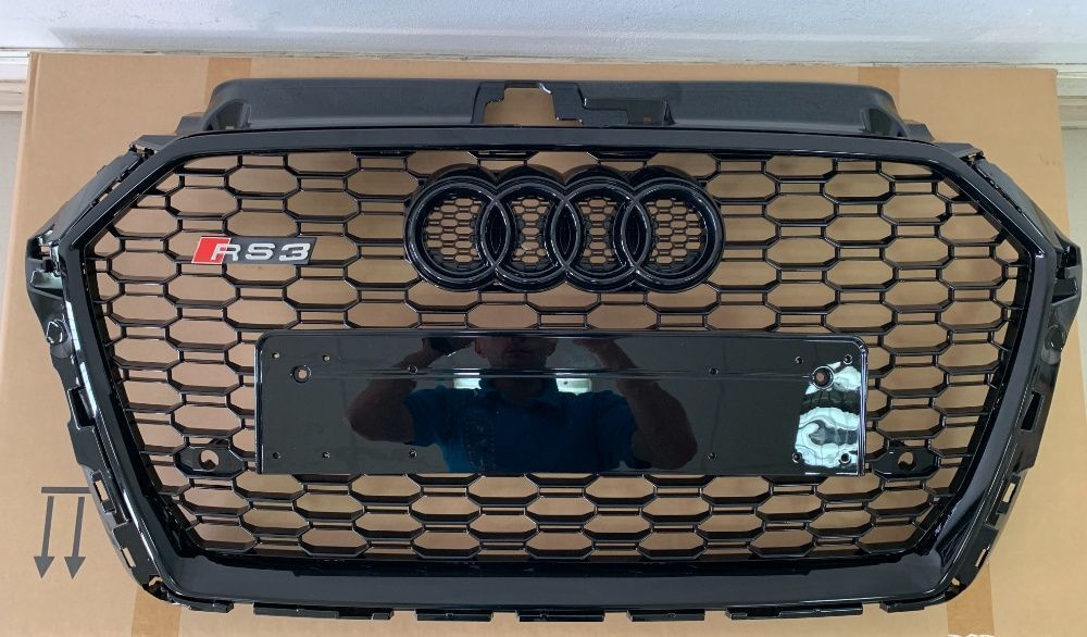 Решітка радіатора audi a3 S3 RS решотка audi решітка rs3 ауди РЕШЕТКА