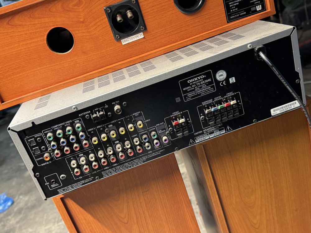 Zestaw audio M Audio HCS990 plus Onkyo TX-SR304E