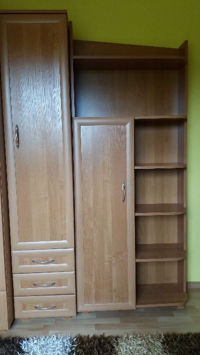 Komplet mebli z biurkiem +stolik