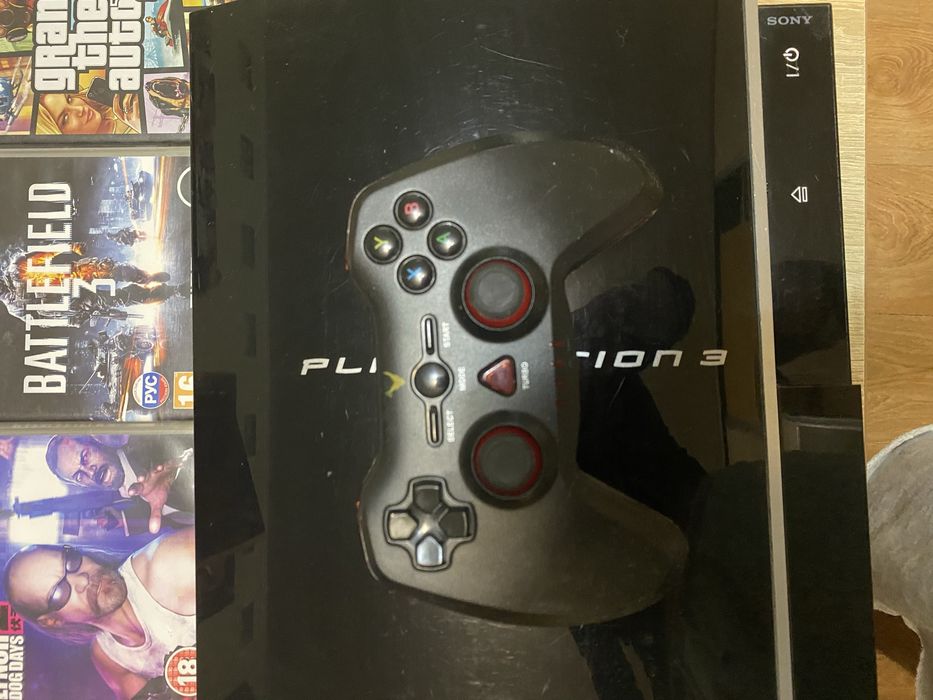 Plastation 3 + диски