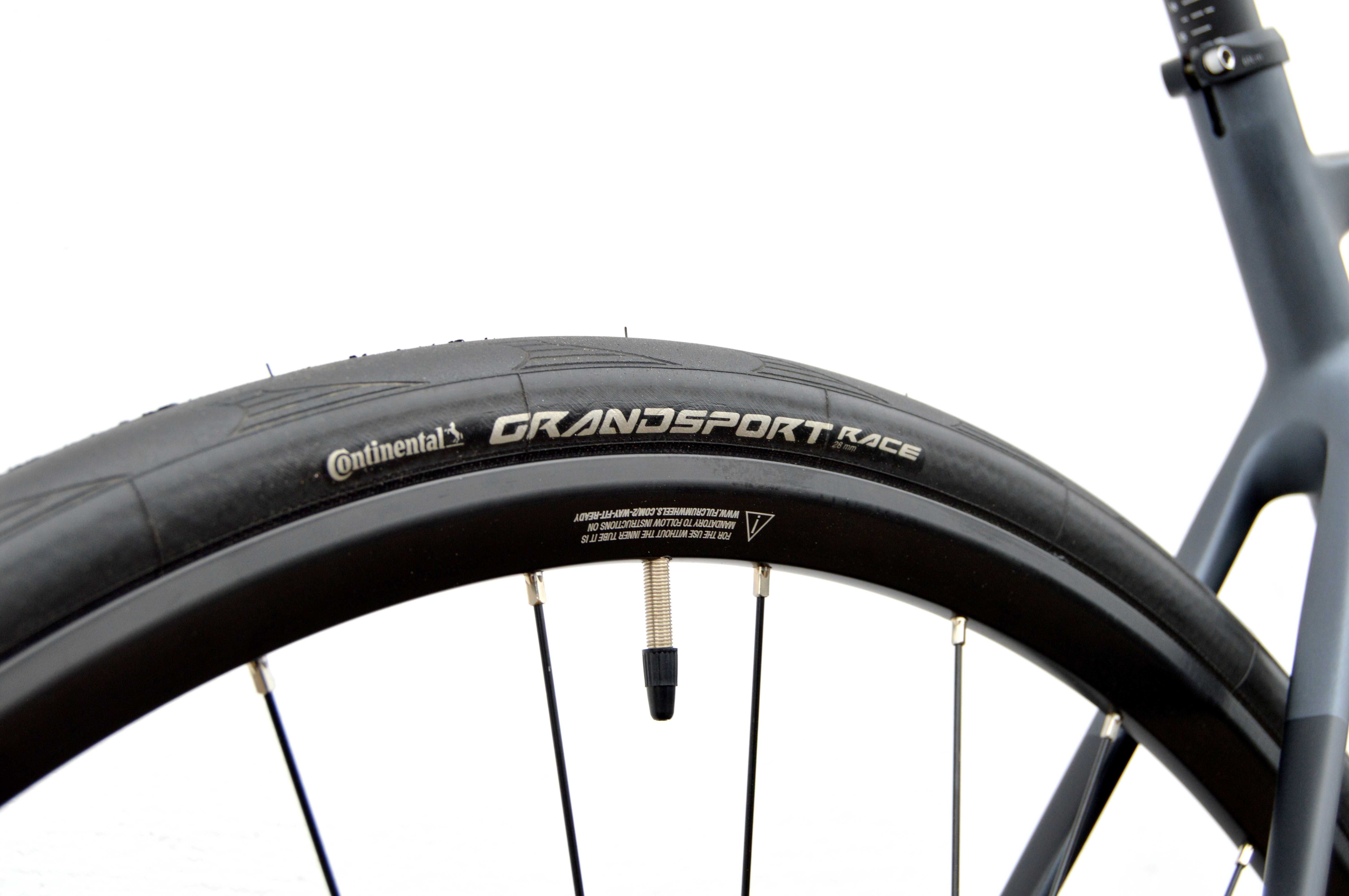 FV23 Przebieg 10km komfortowy endurance XL CUBE ATTAIN GTC S DISC r60