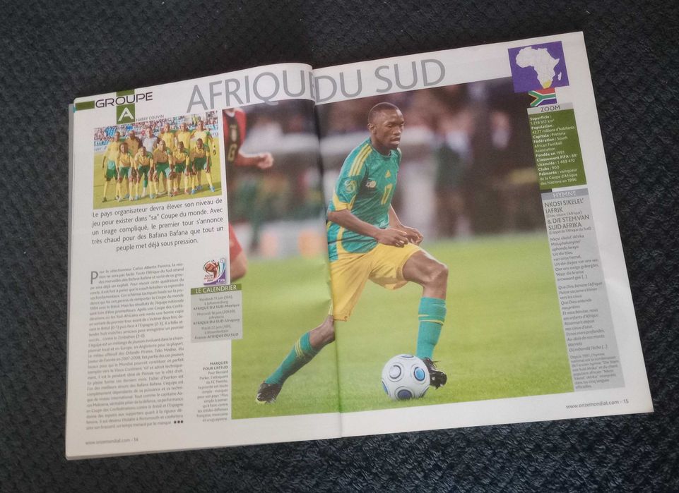 Revista Onze Mundial - Guia completo  Copa  Mundo 2010 Série Especial.