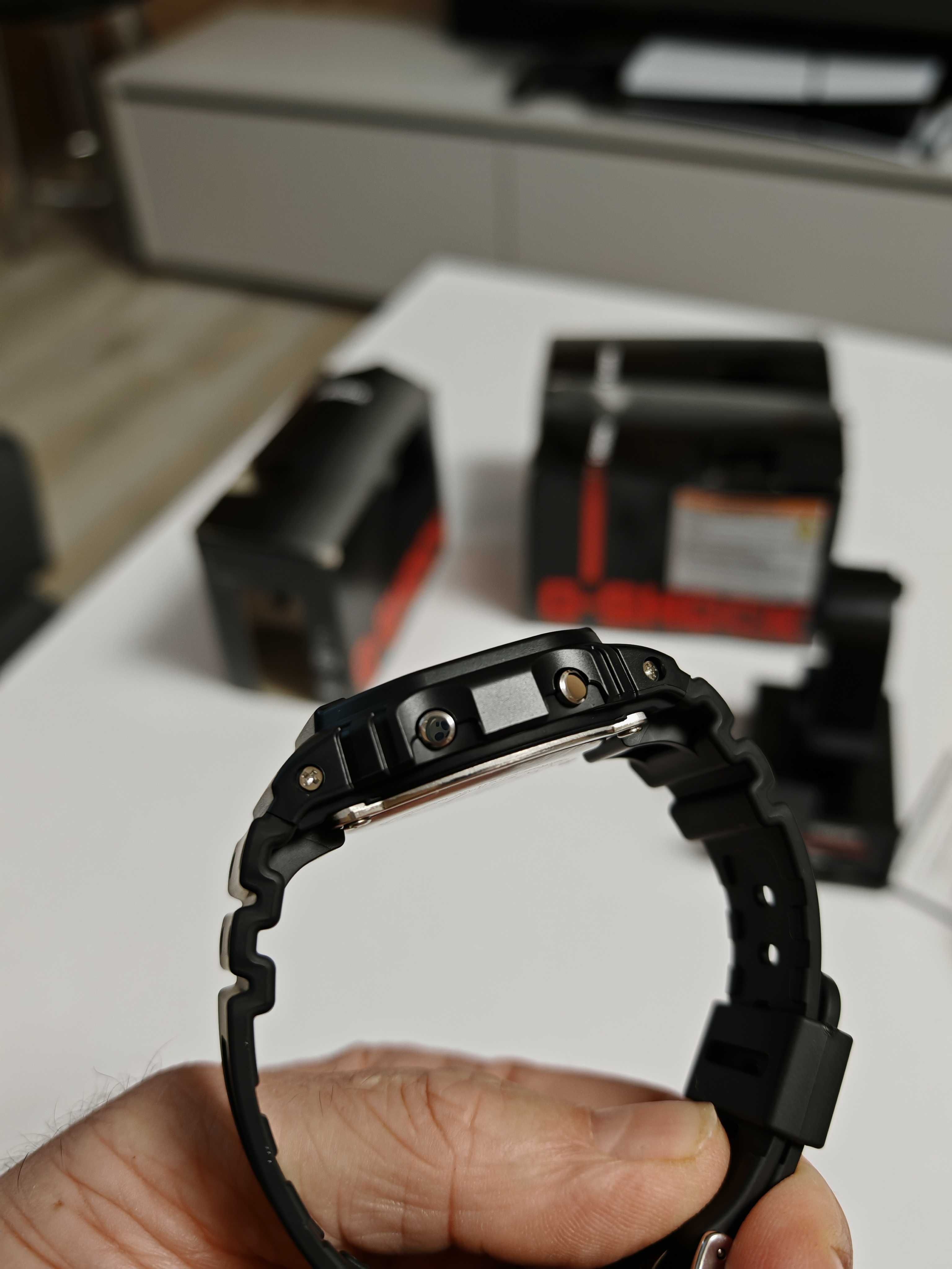 Casio G-Shock  DW5600UE-1