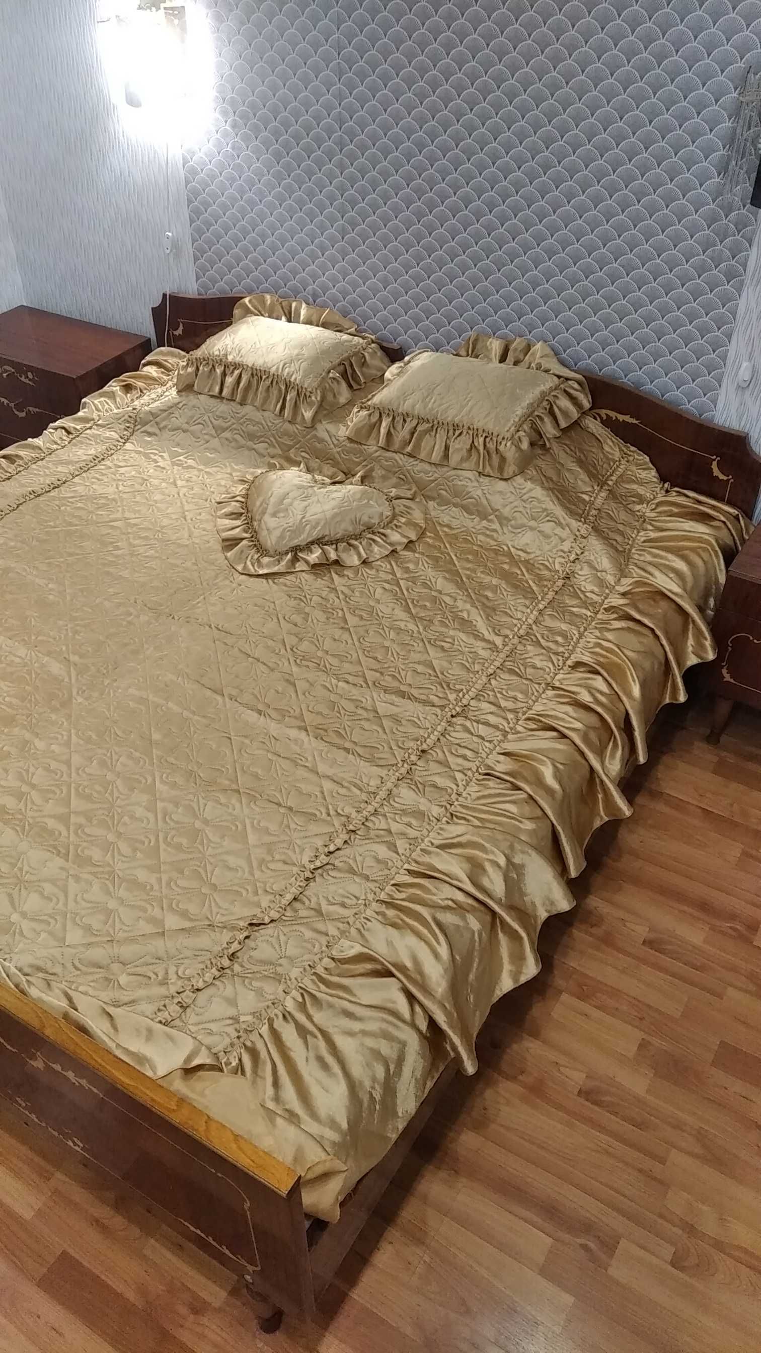 Покрывало золото на любой размер кровати