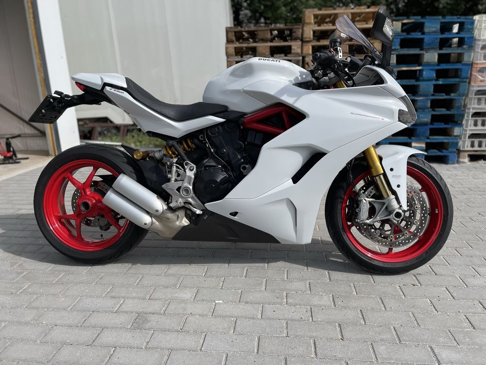 Ducati Supersport