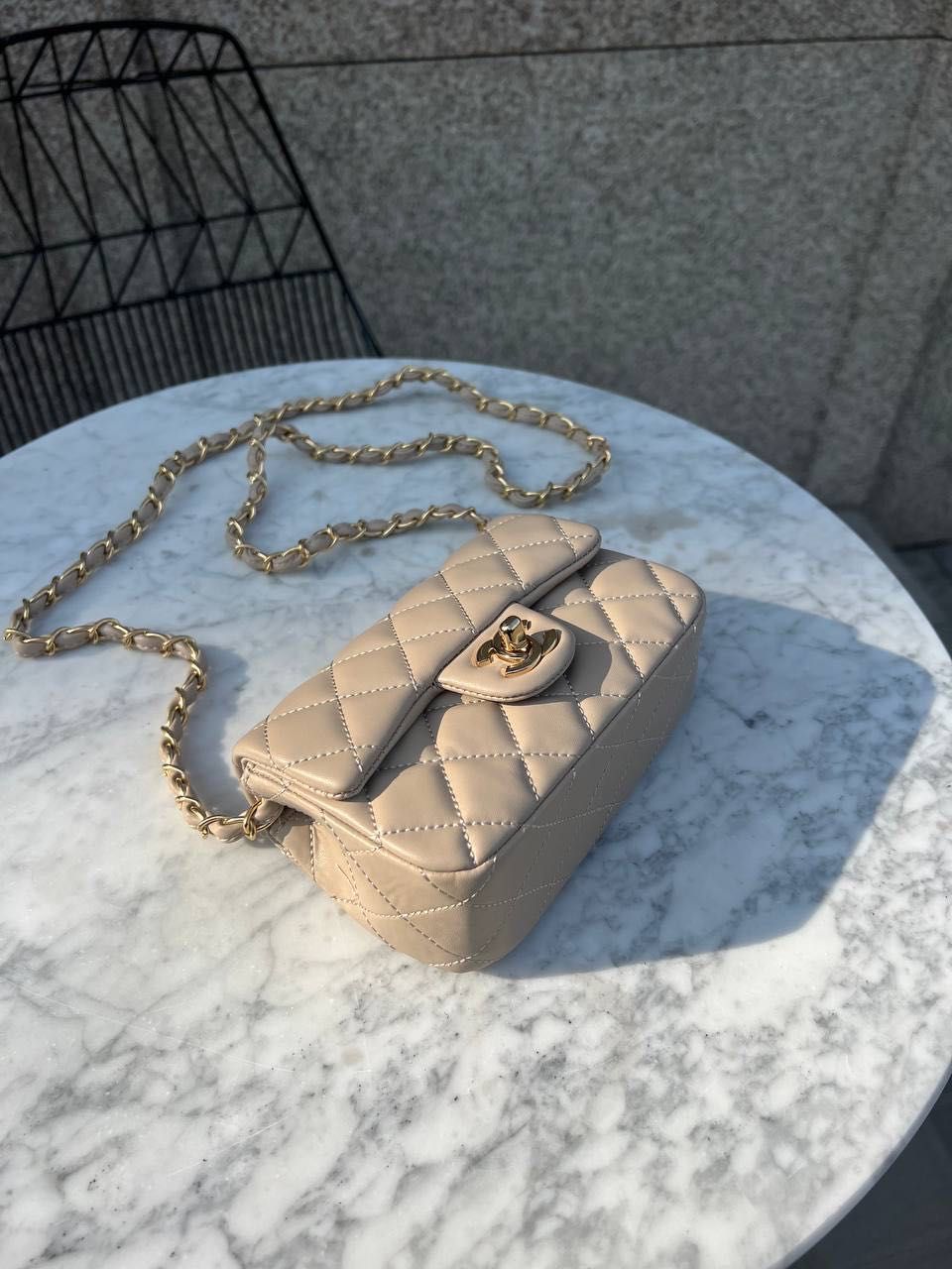 Новенька жіноча сумка Chanel mini (beige) з документами