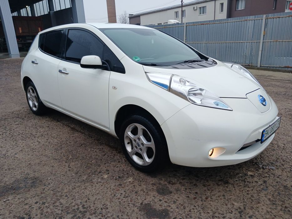 Нісан ліф 17р 30ка