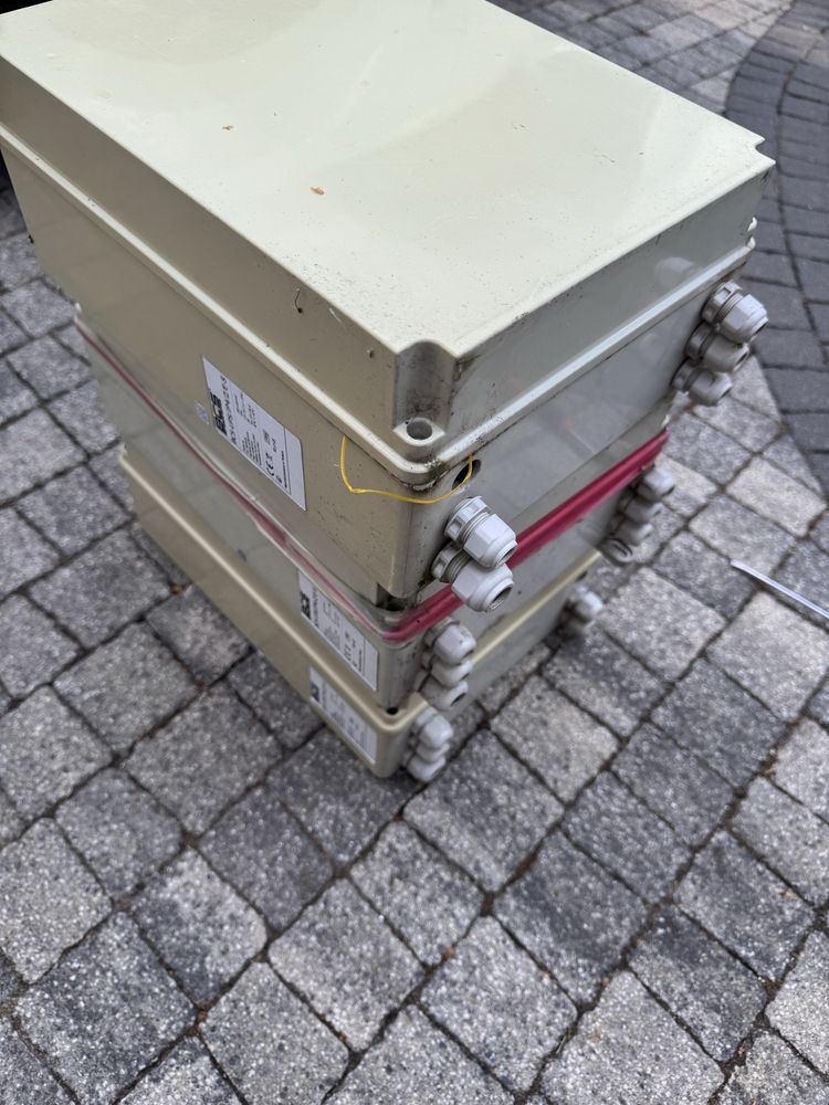 BCS-UPS/IP4/Z/E-S zasilacz dla Kamer 4x POE