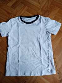 Biały T-shirt r.116