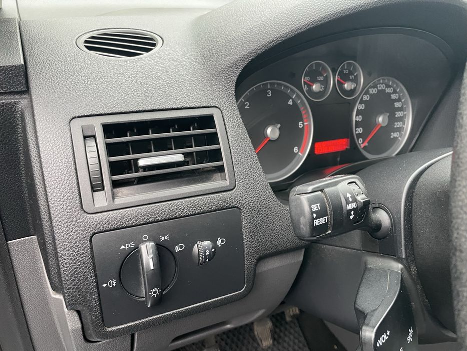 Форд фокус С-МАХ